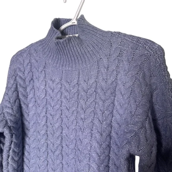 🔴 5 for $40 SALE! 
Kendall Kylie Blue Turtleneck Cropped CableKnit Sweater Sz M - Picture 8 of 14